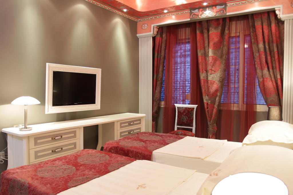 Hotel Boutique Vila Fernando ติรานา ห้อง รูปภาพ