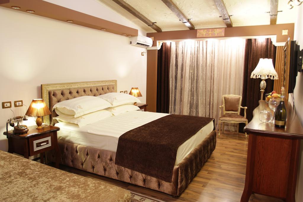 Hotel Boutique Vila Fernando ติรานา ห้อง รูปภาพ