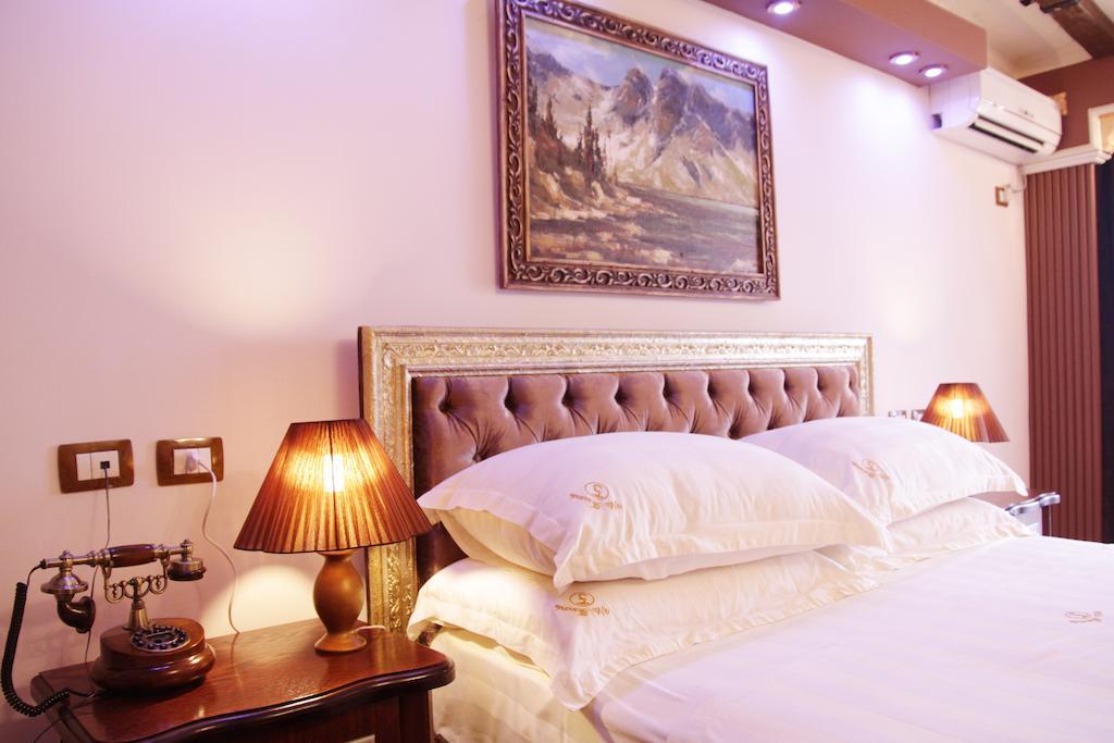 Hotel Boutique Vila Fernando ติรานา ห้อง รูปภาพ