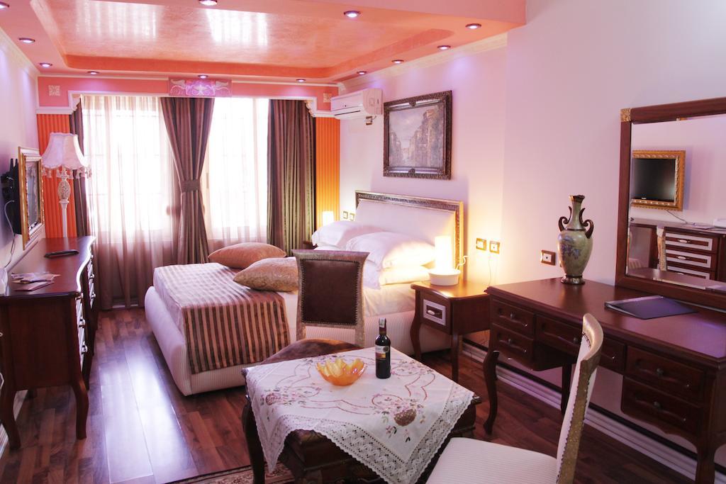 Hotel Boutique Vila Fernando ติรานา ห้อง รูปภาพ