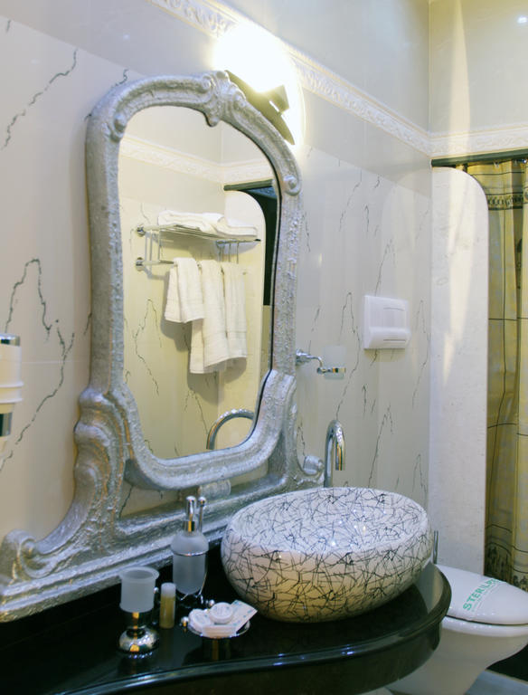Hotel Boutique Vila Fernando ติรานา ภายนอก รูปภาพ